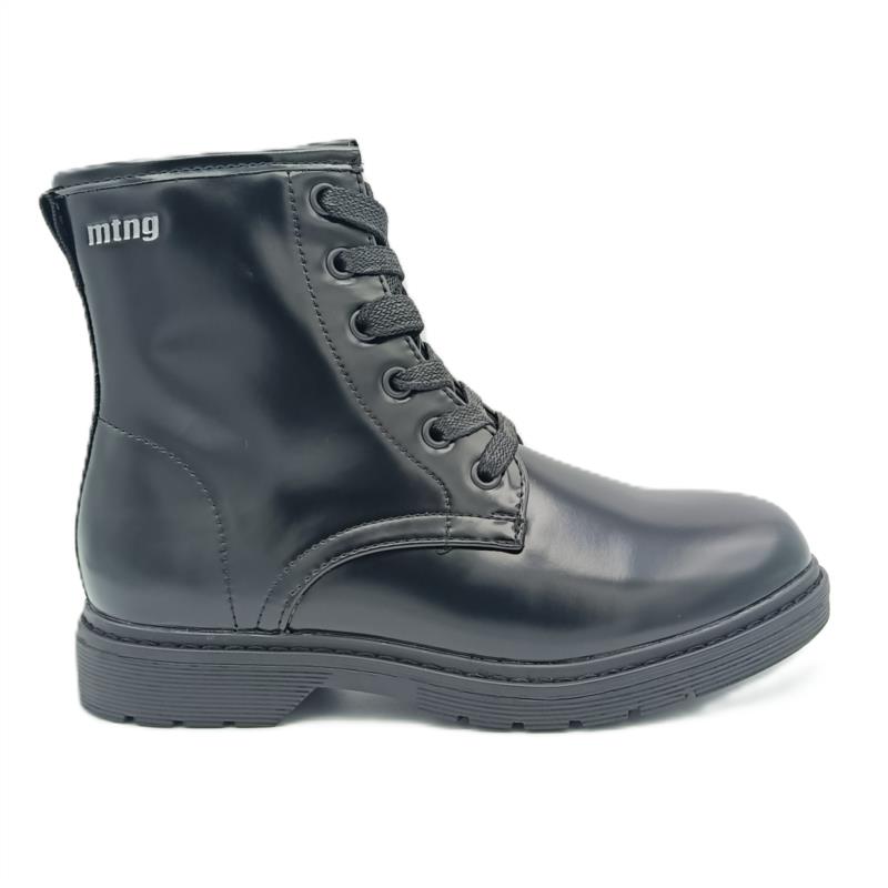 Botas en charol negro con cordones y cremallera