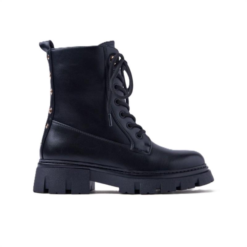 Botas negro cordones