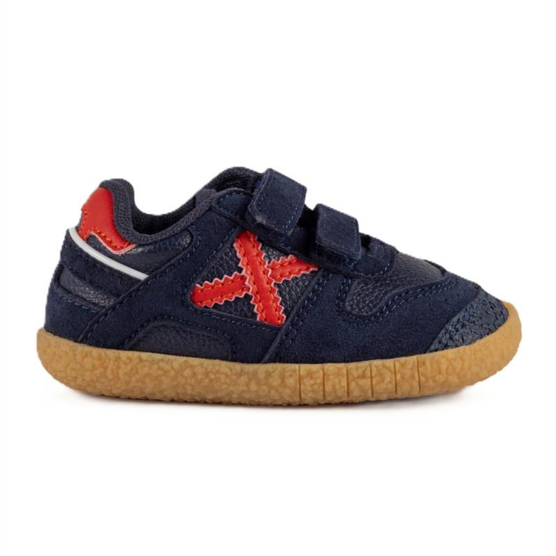 Deportivo barefoot azul y rojo munich