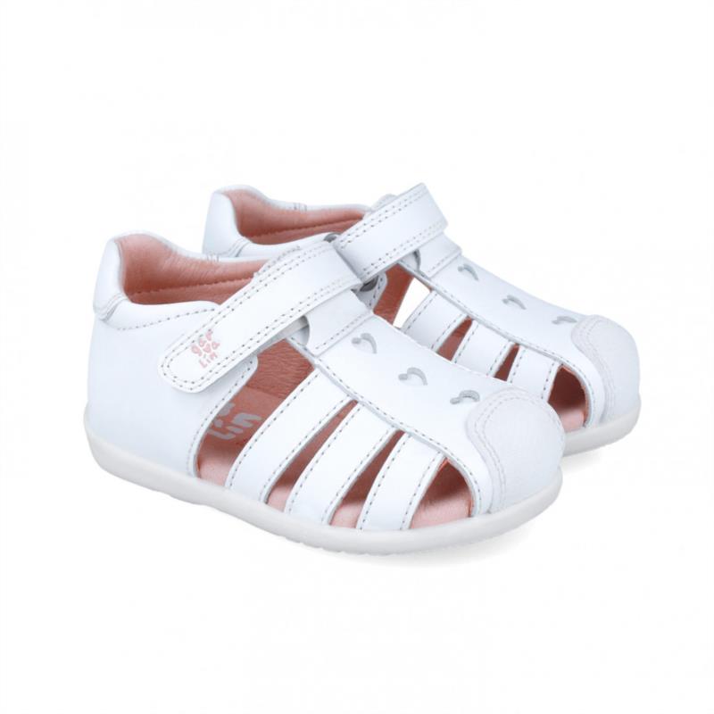Sandalias primeros pasos corazones