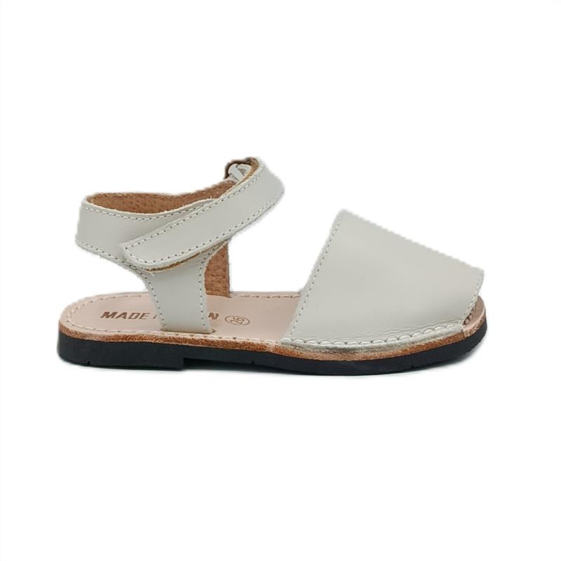 Menorquinas piel Beige cierre adherente