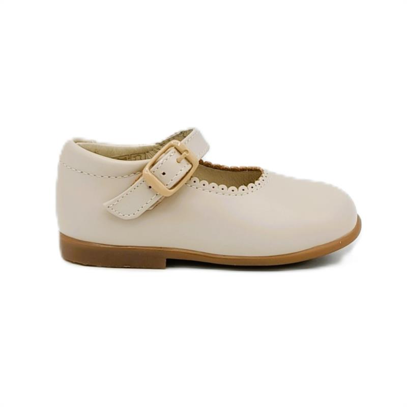 Merceditas piel Beige